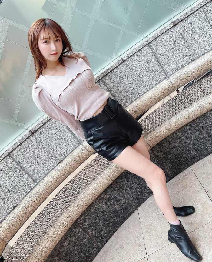 うんぱい Hカップおっぱいのパイパンヌード画像！