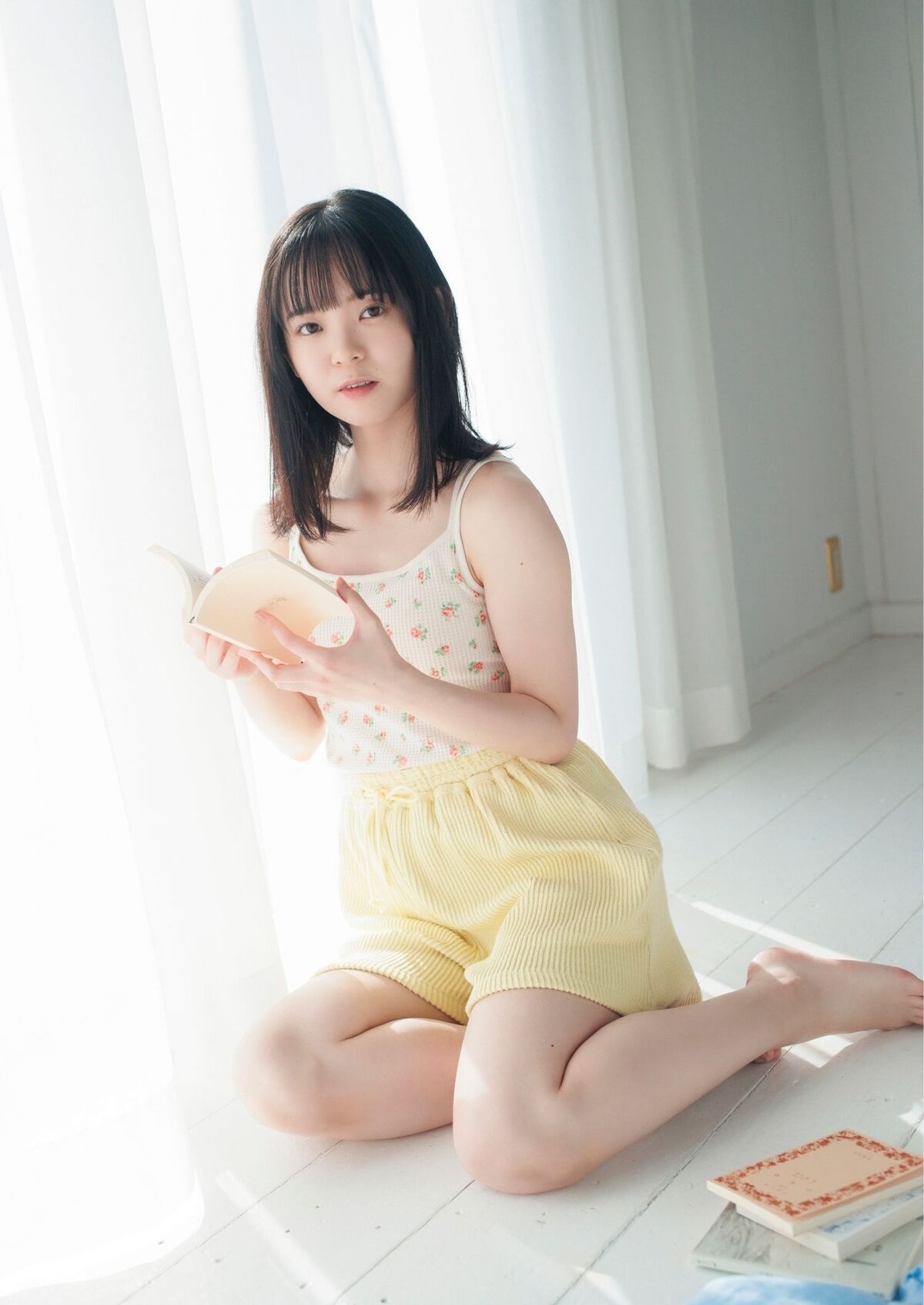 Nozomi Nirei 楡井希実 - デジタル限定 YJ PHOTO BOOK 写真集 可愛すぎて爆発する