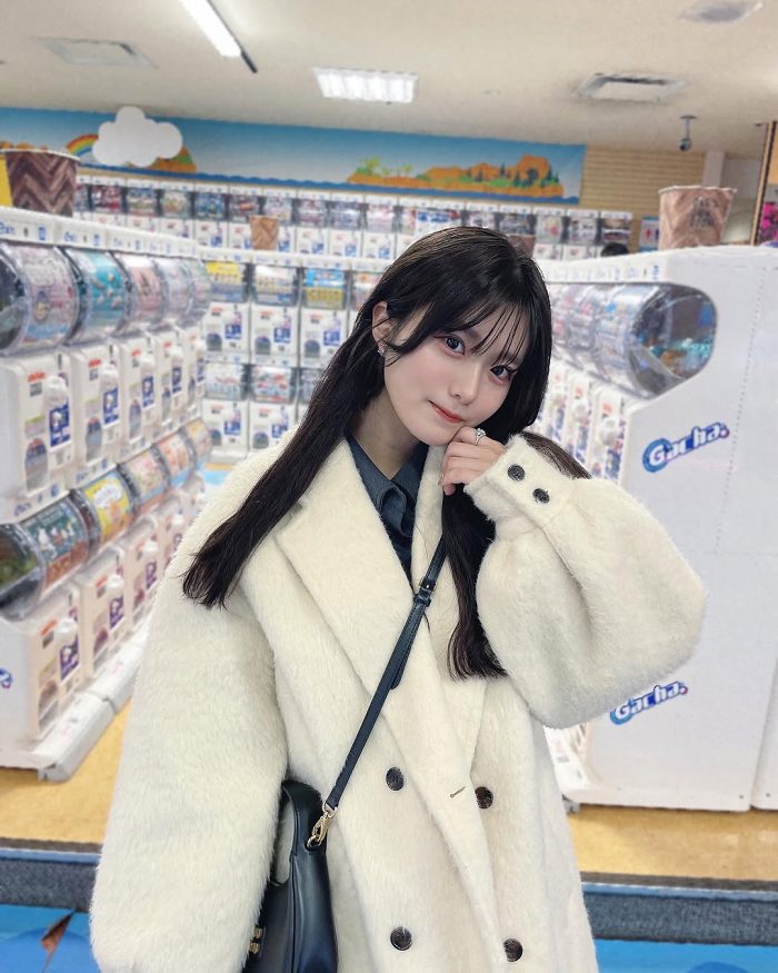 滝口愛奈 癒される激かわ水着グラビア画像！