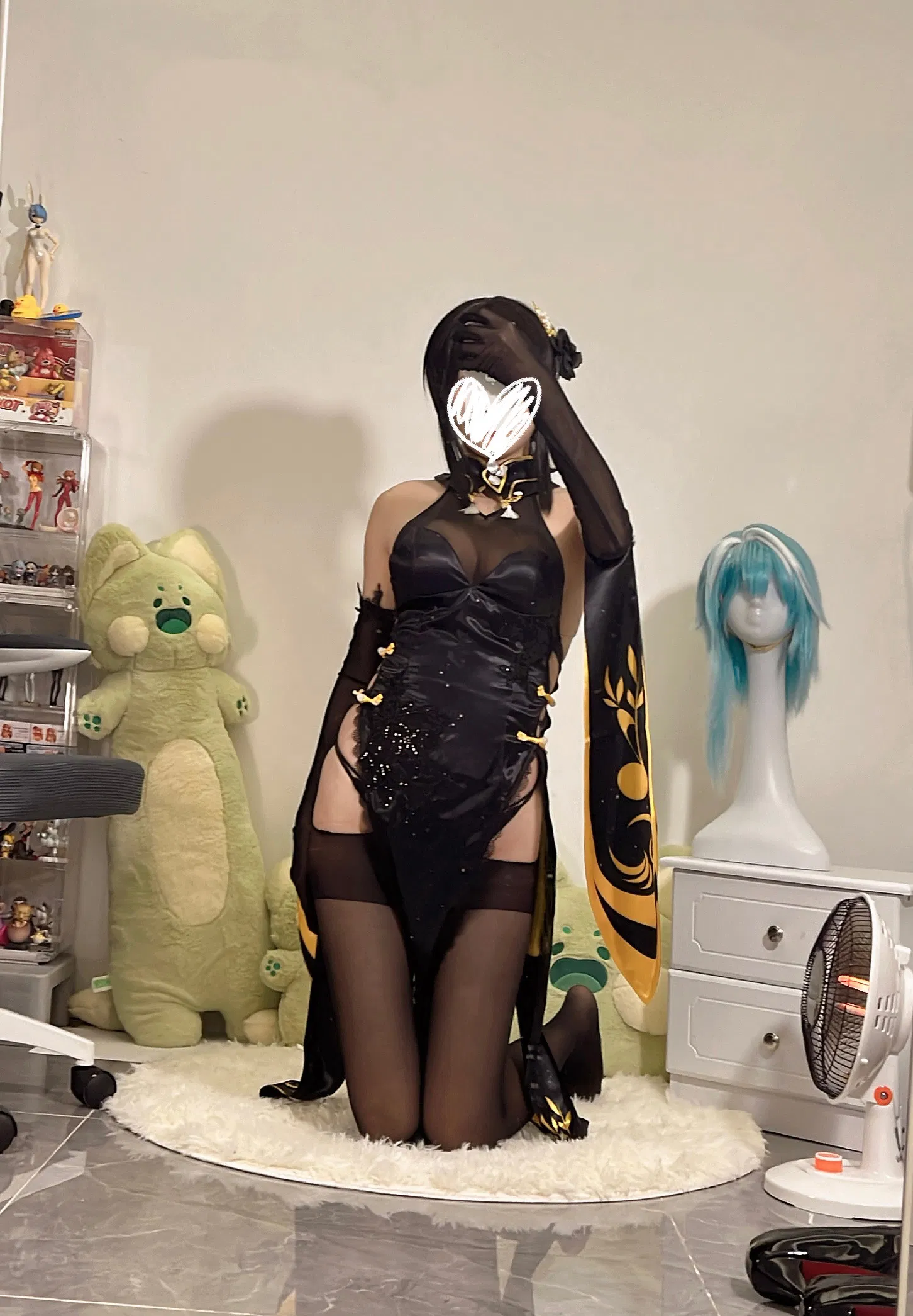 [Cosplay] 无影喵喵Ghost - 镇海黑旗袍