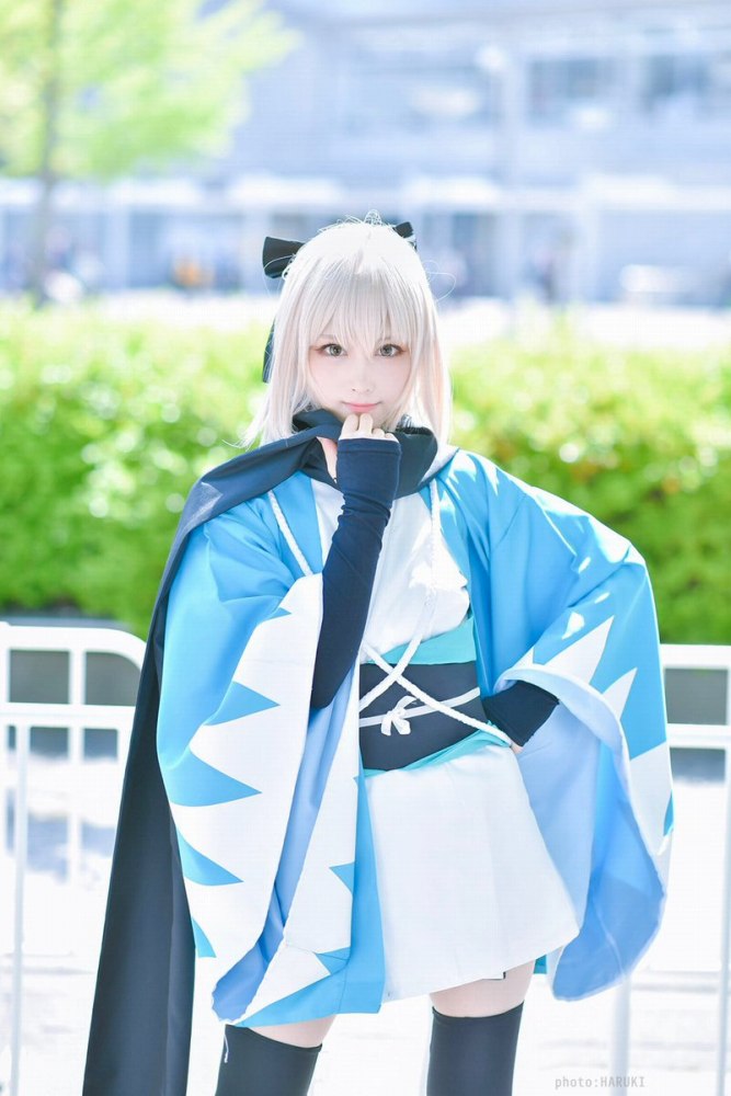 えい梨 美しいコスプレ＆水着グラビア画像！