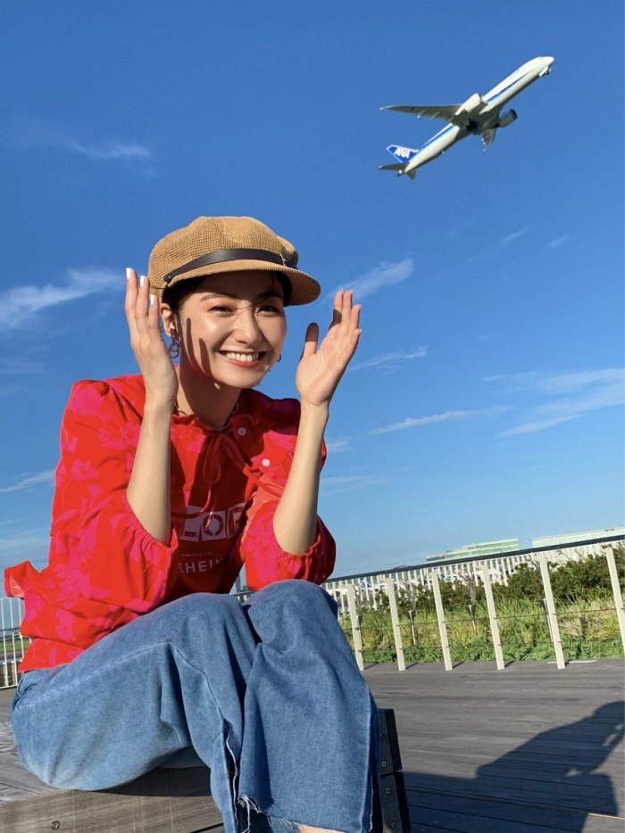 高田里穂 スタイル抜群な水着グラビア画像！