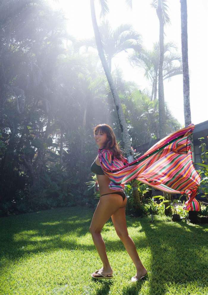 深田恭子 ムッチリ水着＆下着グラビア画像！