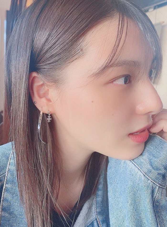 相楽伊織 けっこうボインな水着グラビア画像！