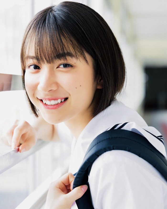 藤﨑ゆみあ 鬼かわすぎる着衣グラビア画像！