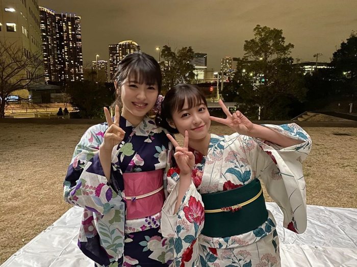 浜辺美波 鬼かわな水着＆浴衣グラビア画像！