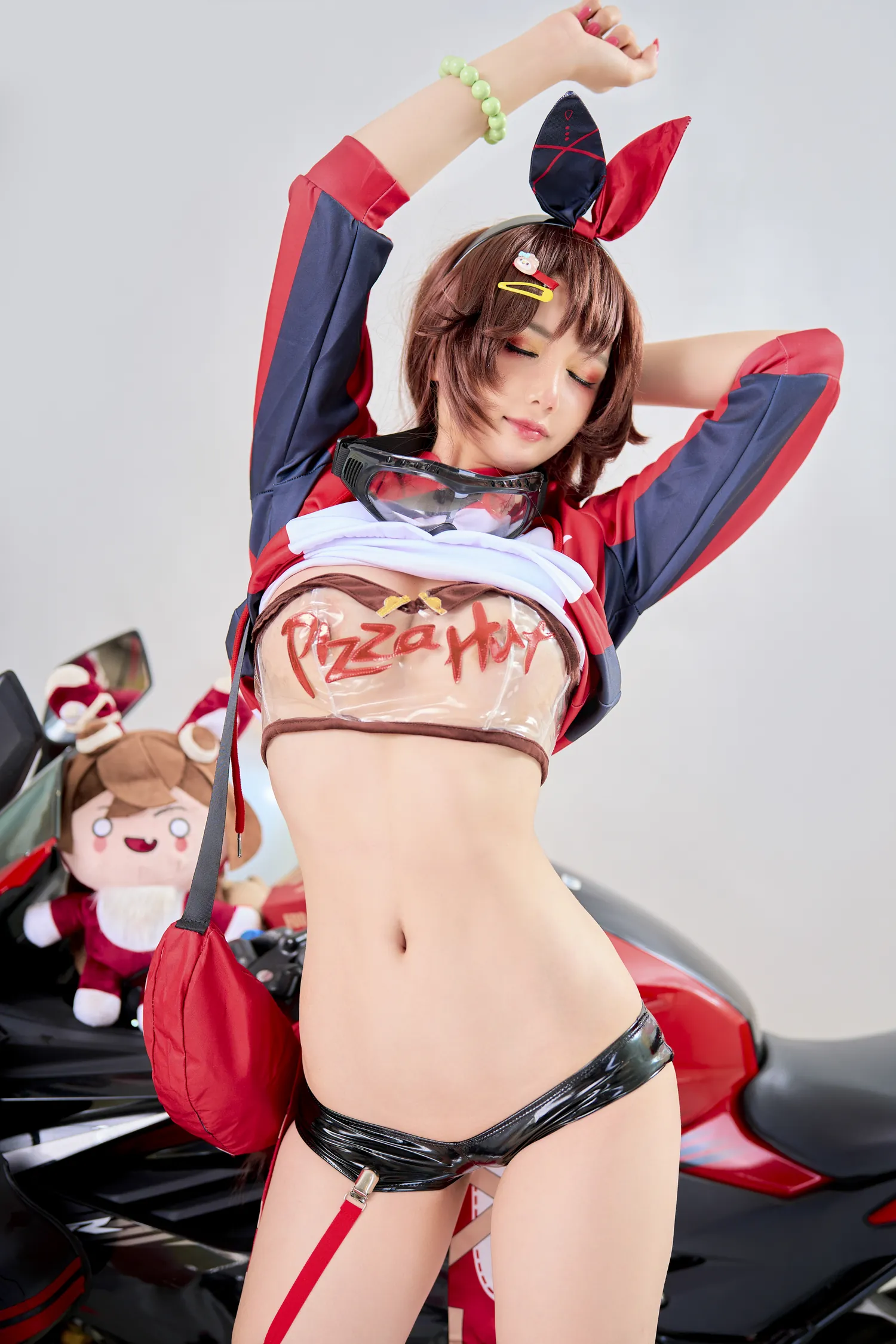 [Cosplay] Joyce Lin - Amber Pizza Genshin Impact