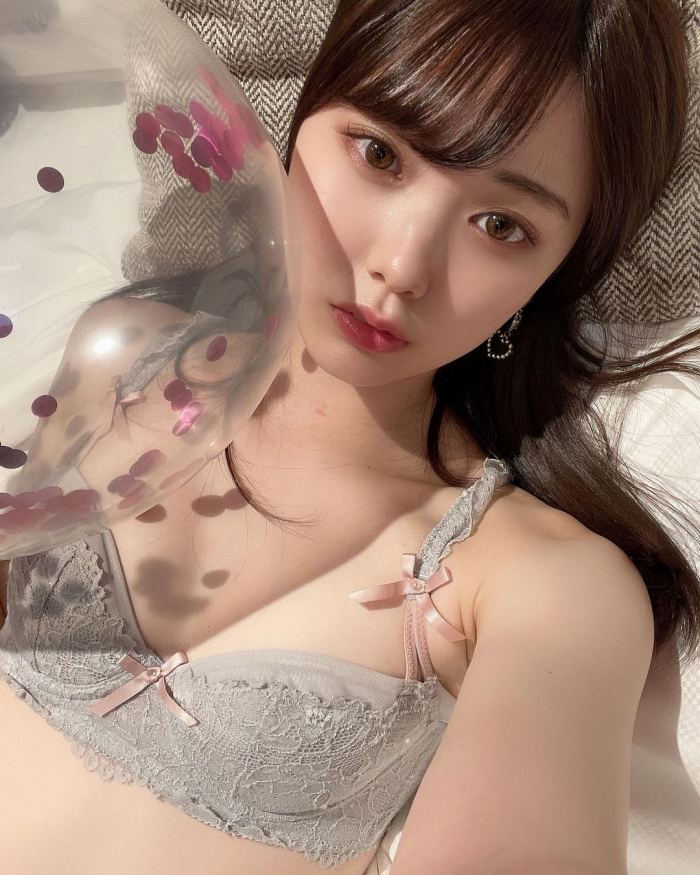 石川澪 Cカップおっぱいの激かわヌード画像！