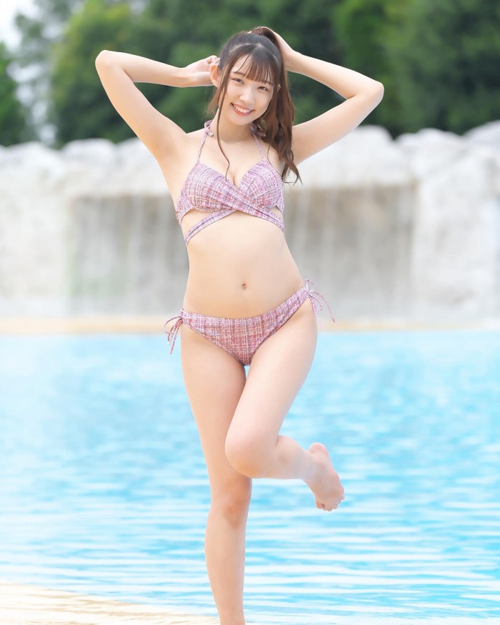 波崎天結 ハイレグが凄い水着グラビア画像！