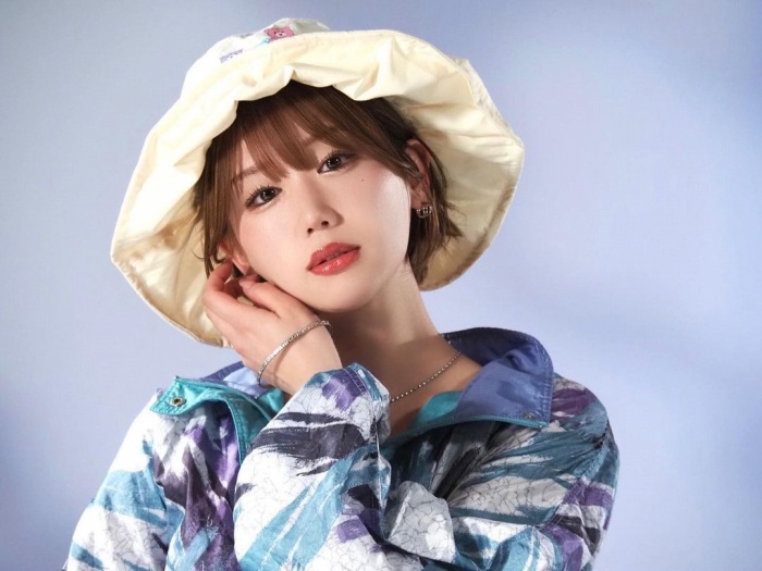 あらた唯 スタイル抜群の水着グラビア画像！