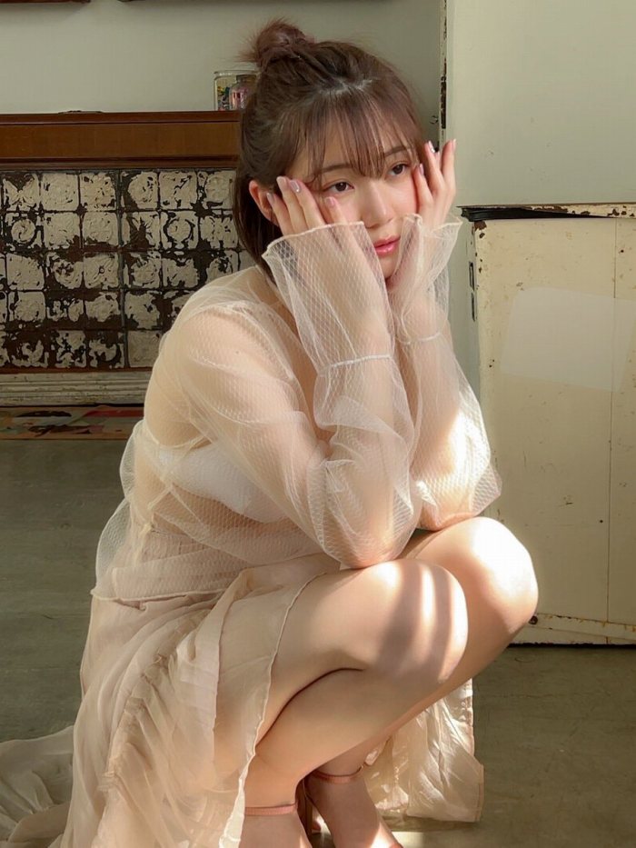 いけちゃん 細身でEカップの水着グラビア画像！