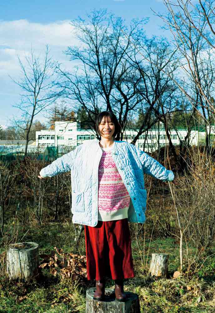 藤﨑ゆみあ 鬼かわすぎる着衣グラビア画像！