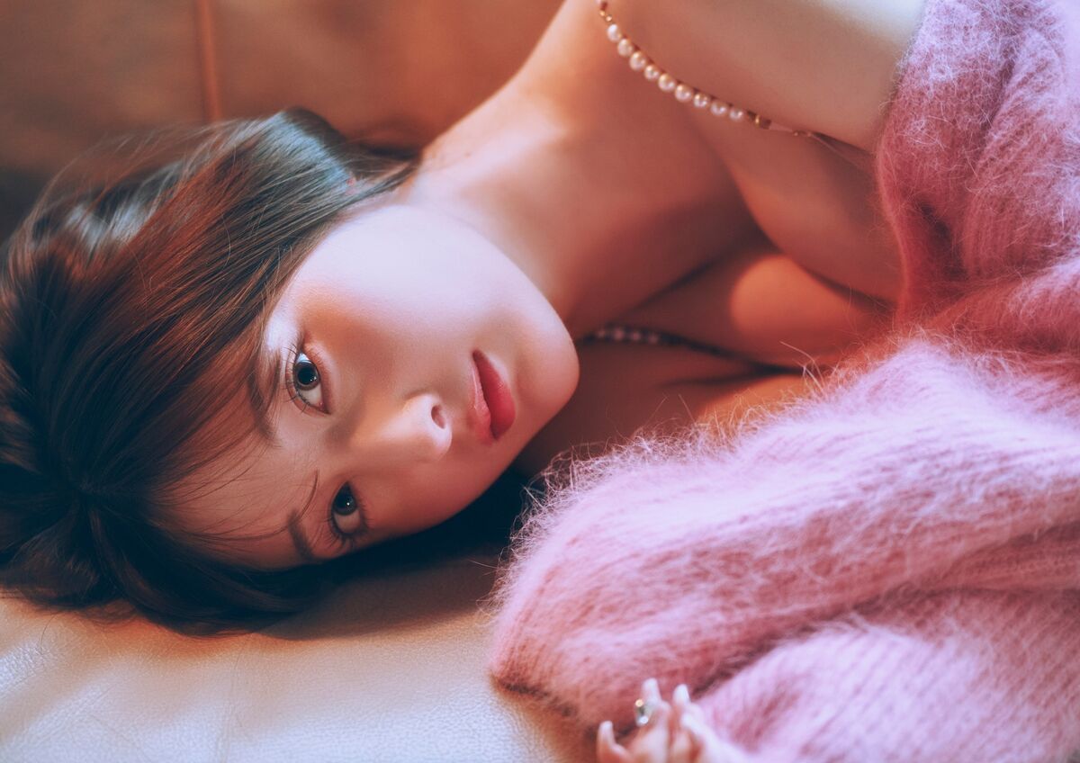 Cecile Nana 菜那セシル - BUBKAデジタル写真集 冬のヒロイン