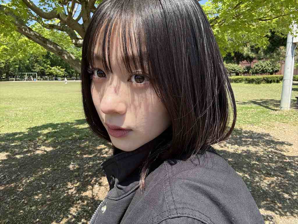 髙野真央 Gカップボインの水着グラビア画像！