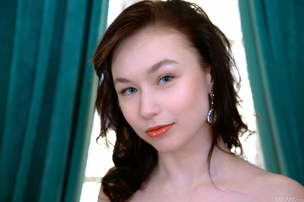 MetArt Leona Lace - Jewel Tones Part02