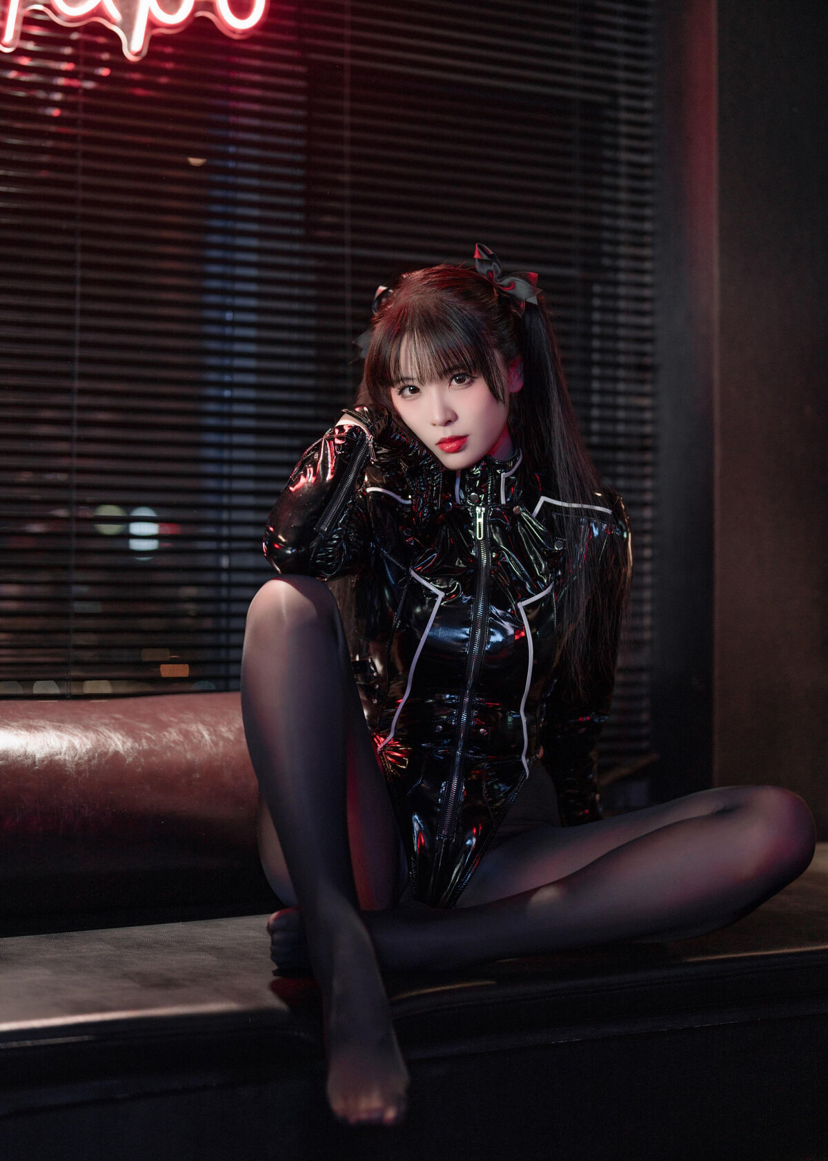 Coser@轩萧学姐 - 黑丝通讯官