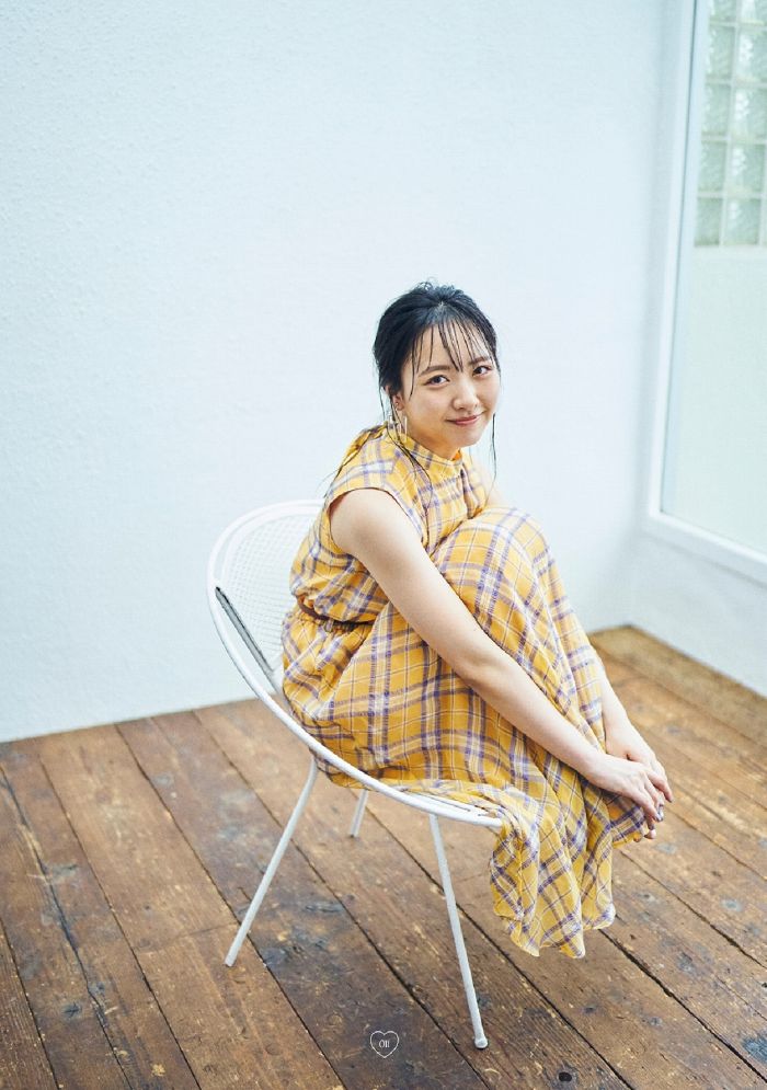 石田千穂 めちゃかわな水着グラビア画像！！