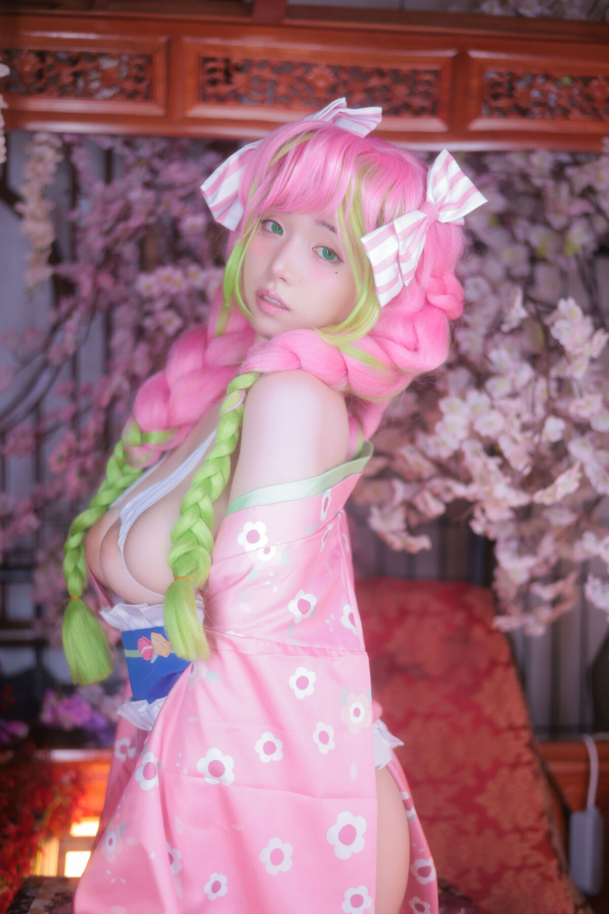 Yeon Woo 연우 - MITSURI Part03