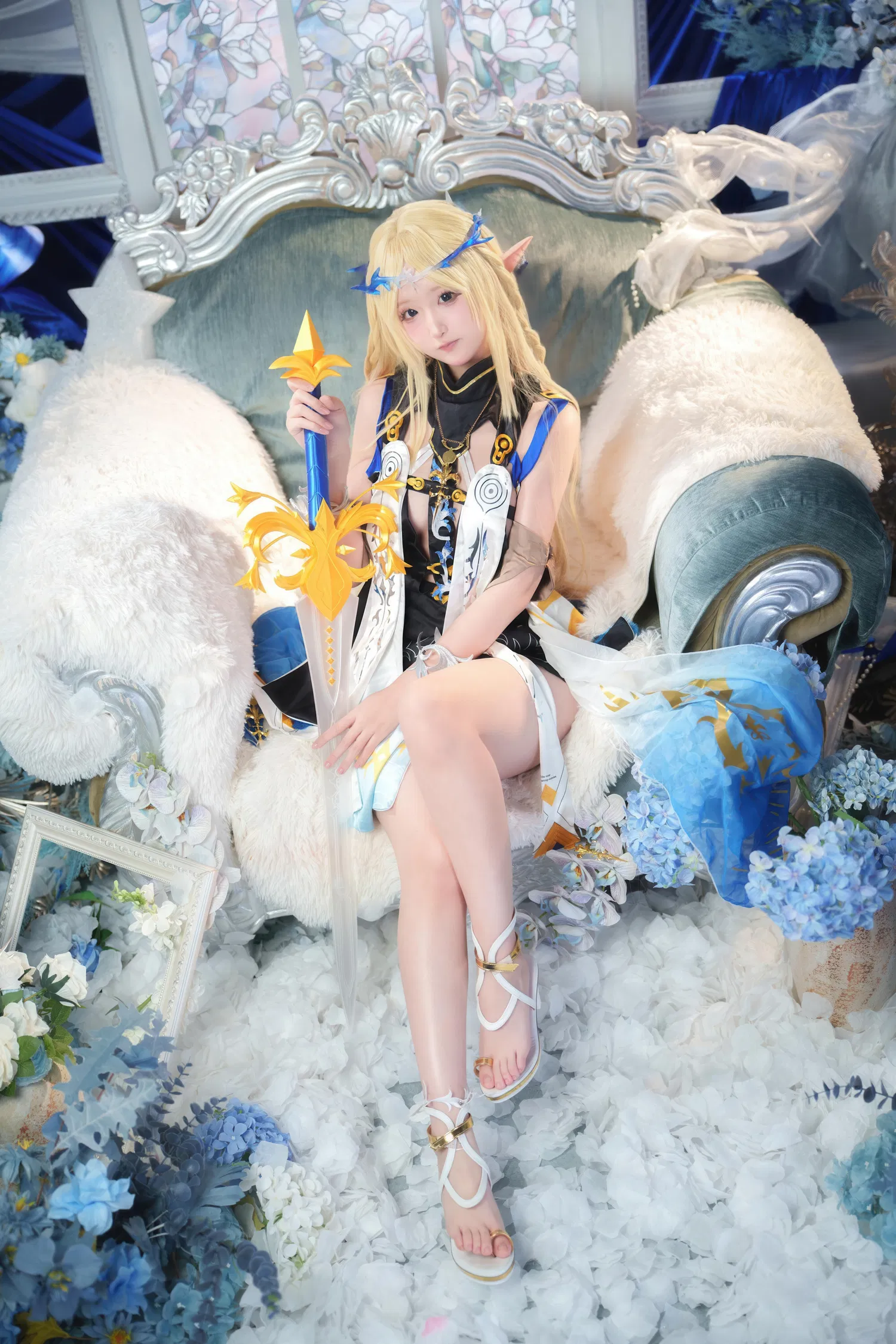 [Cosplay] Seele麦麦 - 鸣潮 菲比&卡提希娅·蓝色花海物语