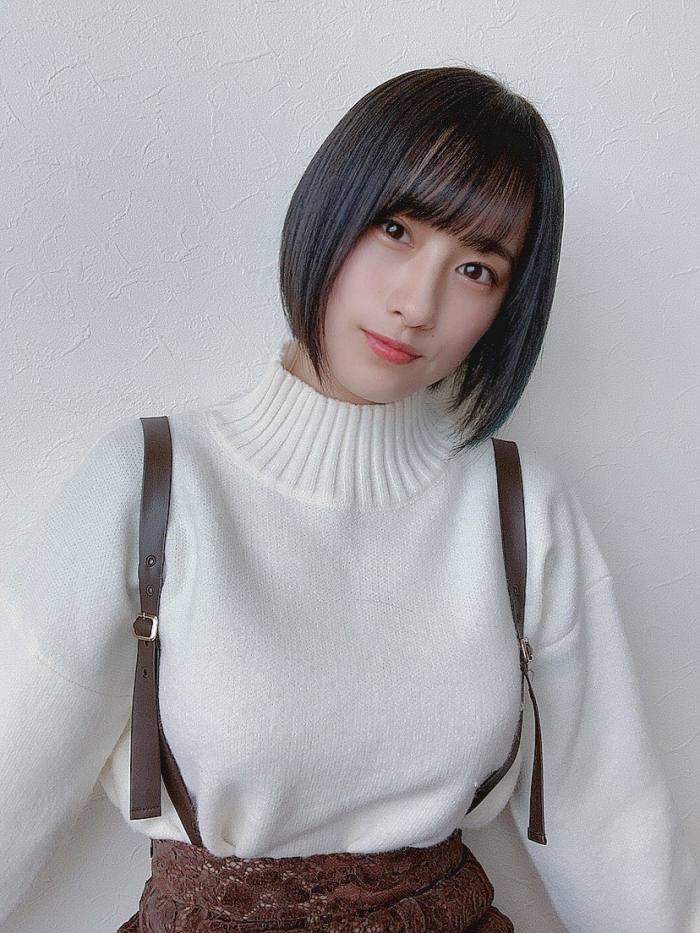 澄田綾乃 はみ出るFカップの水着グラビア画像！