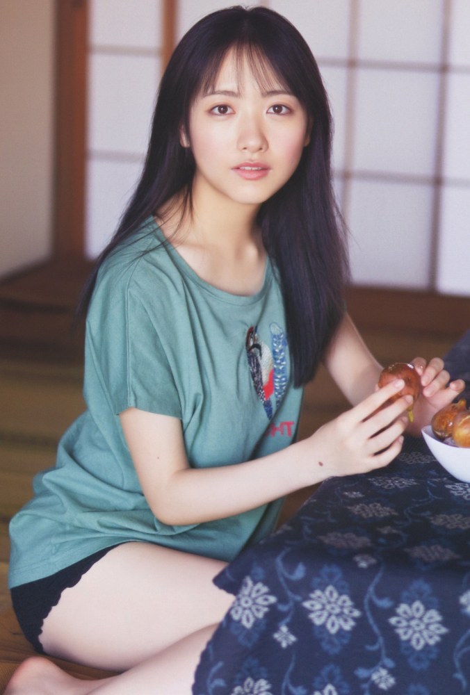 石田千穂 めちゃかわな水着グラビア画像！！