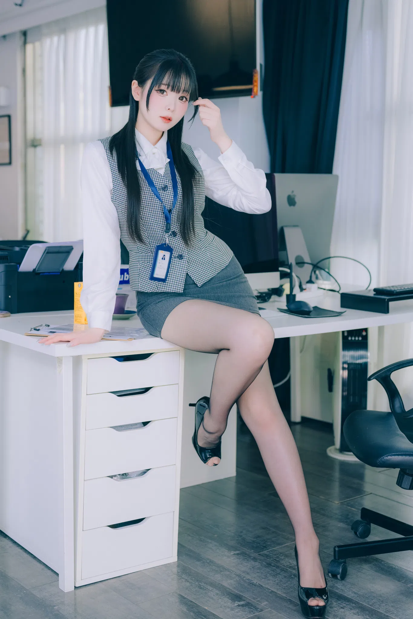 [Cosplay] 霜月shimo DL写真集 霜月的秘密辦公室 Vol.02 Shimo' Secret Office Vol.02