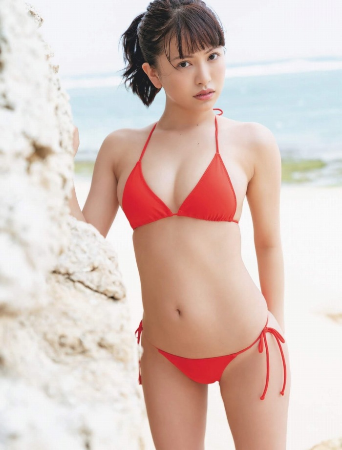 鈴木聖 Fカップが凄い水着＆下着グラビア画像！