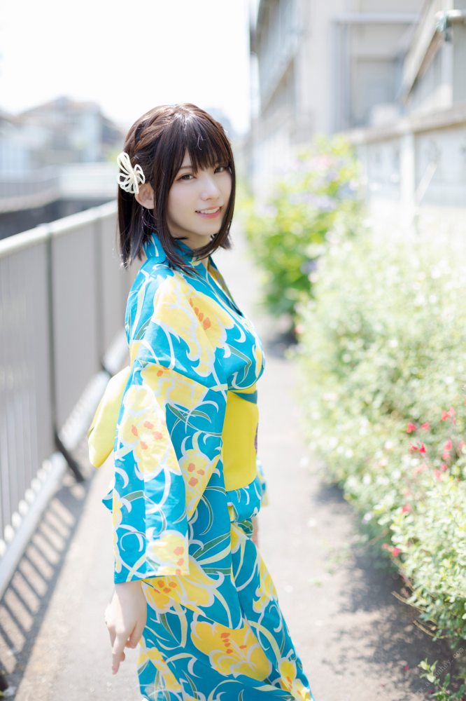 えなこ 過去のグラビア画像