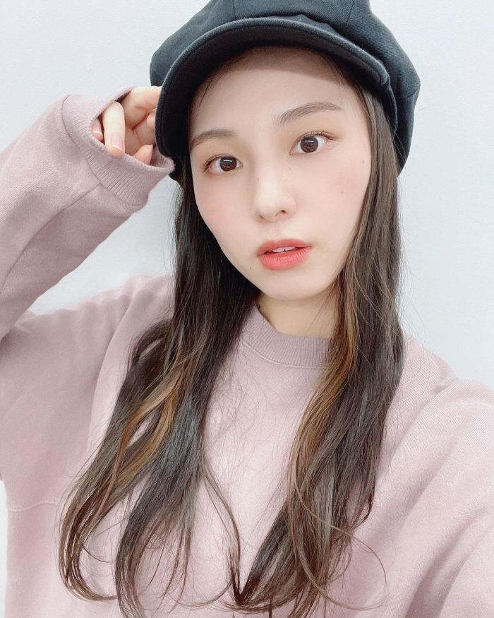 相楽伊織 けっこうボインな水着グラビア画像！