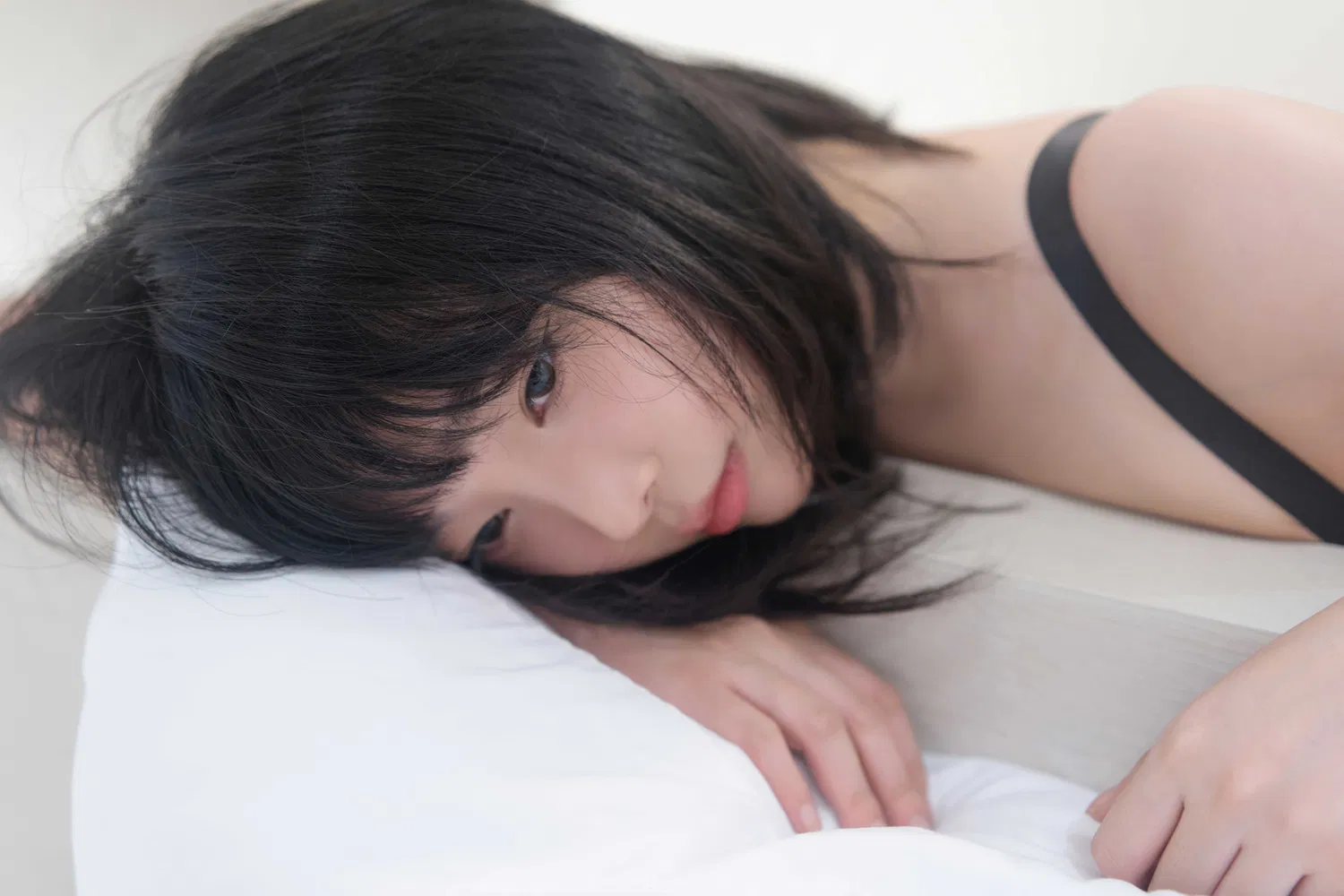 [Herovia] Kang In-kyung (강인경) - October Pictorial