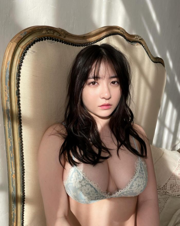 麻倉瑞季 おっぱいが大きい水着グラビア画像！