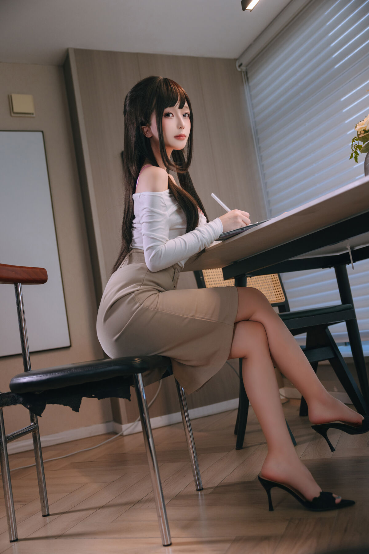 Coser@日奈娇 - 上门家教 Part01