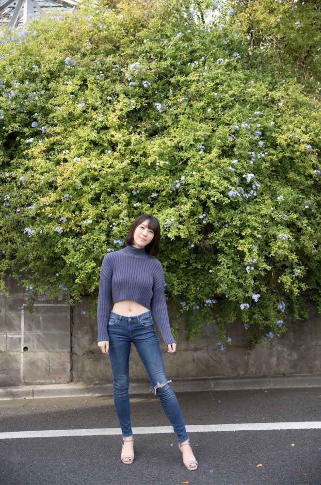 瀧本雫葉 Gカップ美乳のパイパンヌード画像！