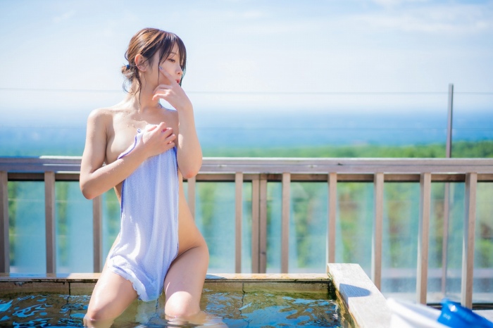 いくみ 際どいヌード＆ランジェリー画像ほか！