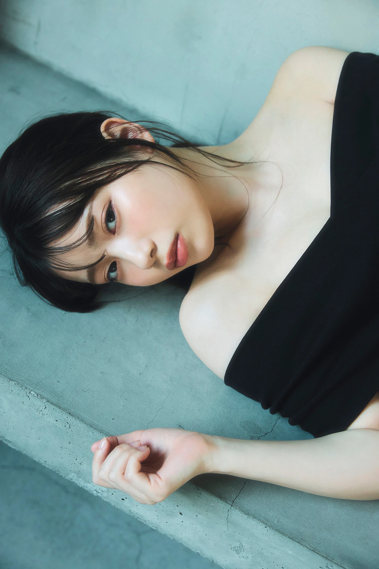 Akari Akase あかせあかり, FLASHデジタル写真集 「Pure」 Set.02