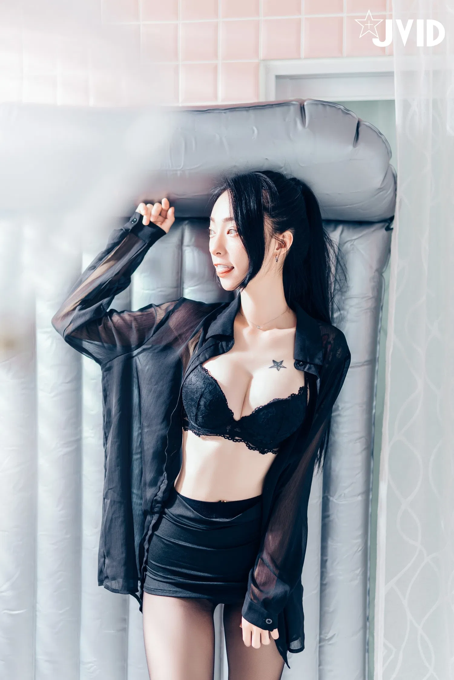 [JVID] Lele 樂樂 & 飄飄哥 - 上司新人下属 无内黑丝终极奥义