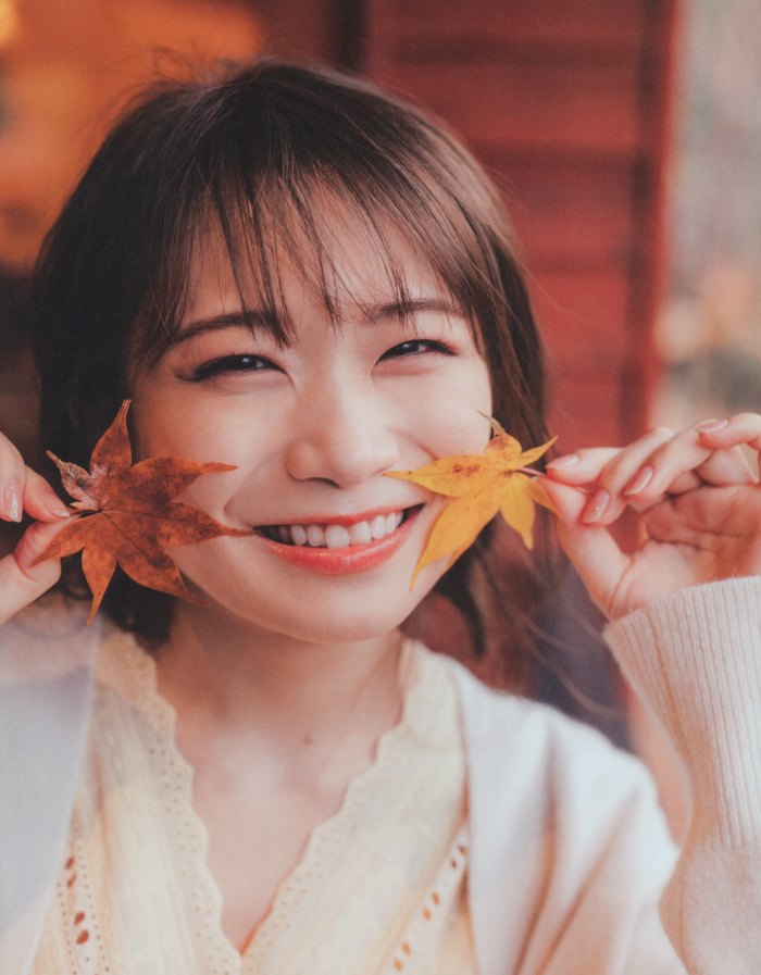 秋元真夏 激かわな水着・ランジェリー画像！