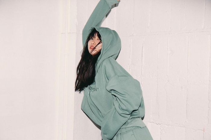 瑚々 スタイル抜群すぎる水着グラビア画像！