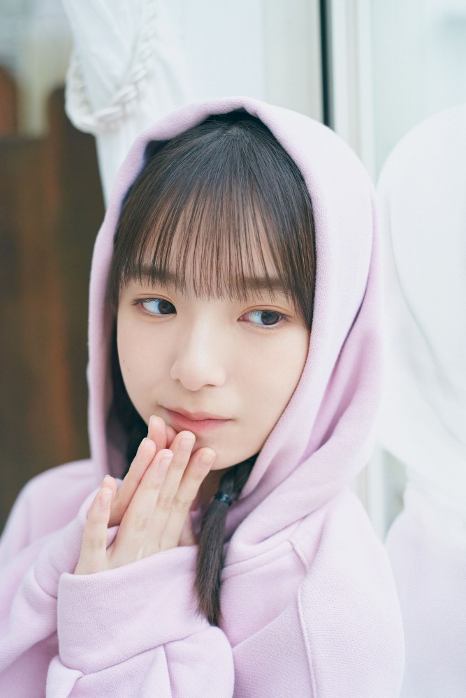 渡辺莉奈 鬼かわなタンクトップグラビア画像他！