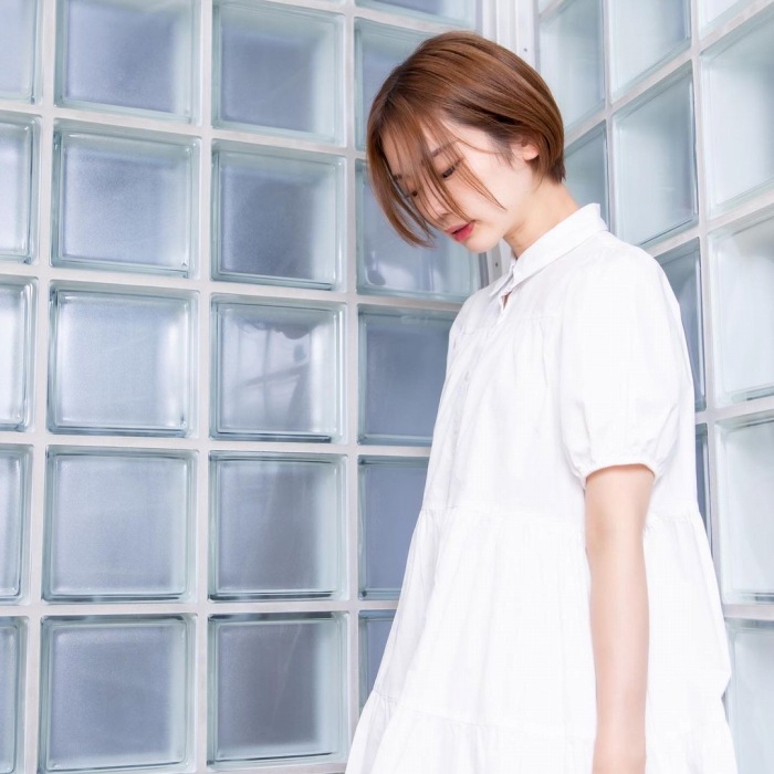 あらた唯 スタイル抜群の水着グラビア画像！