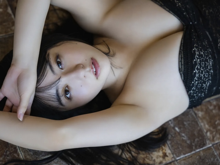 麻倉瑞季 おっぱいが大きい水着グラビア画像！