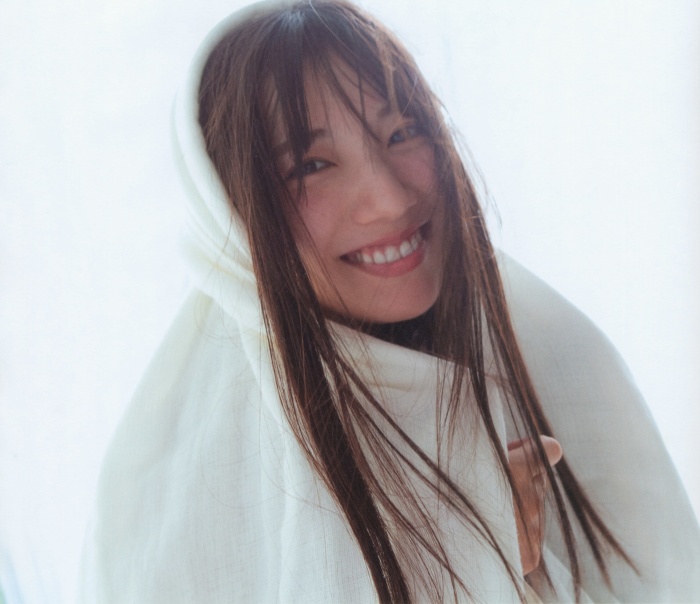 河田陽菜 ぷるふわバストの水着グラビア画像！