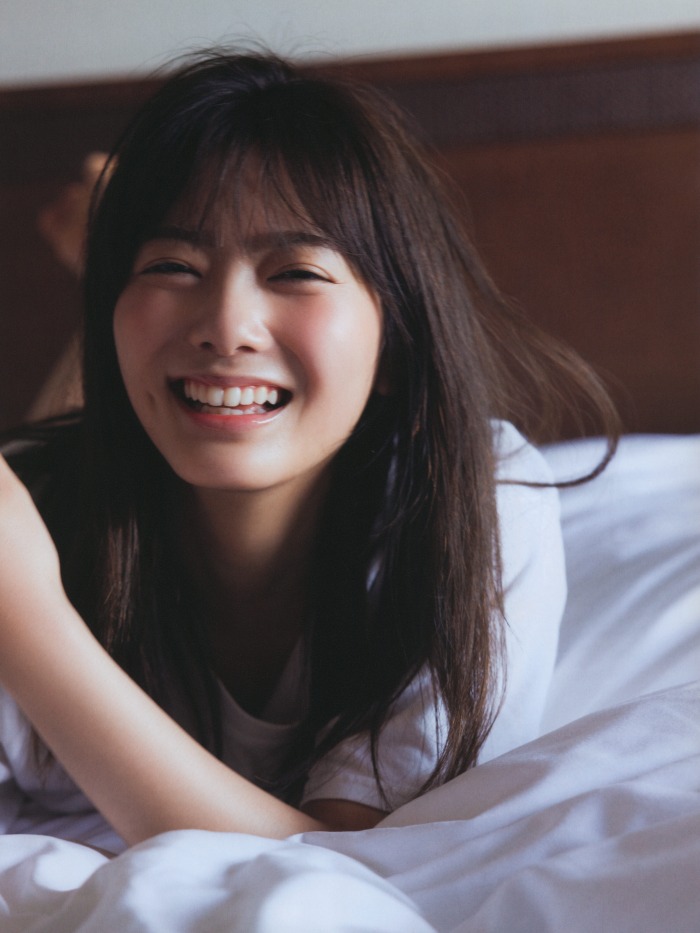 田村保乃 ナチュラルな激かわ水着グラビア画像！