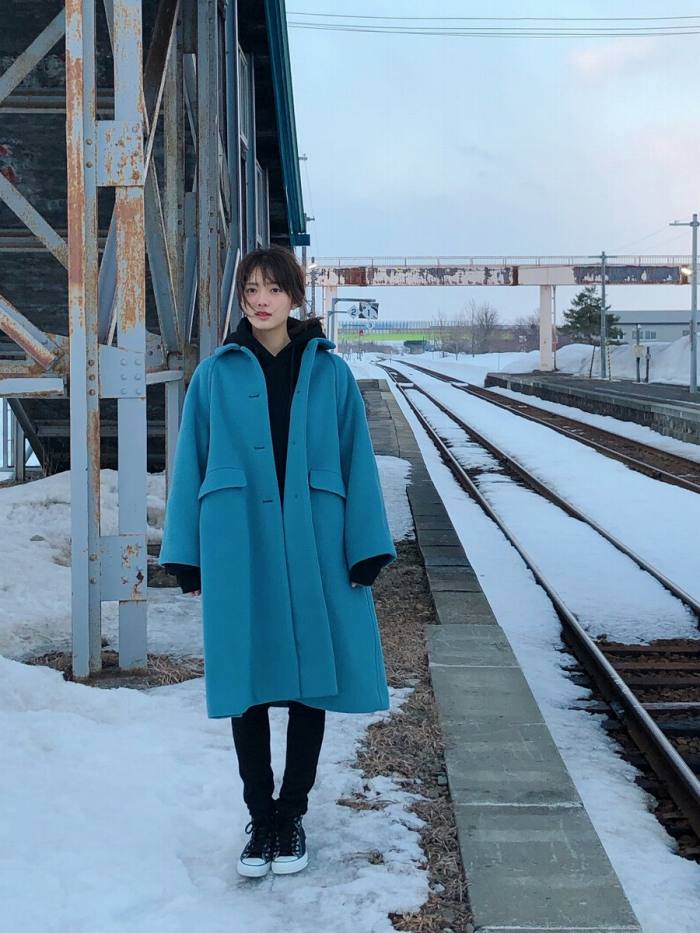 田村保乃 ナチュラルな激かわ水着グラビア画像！