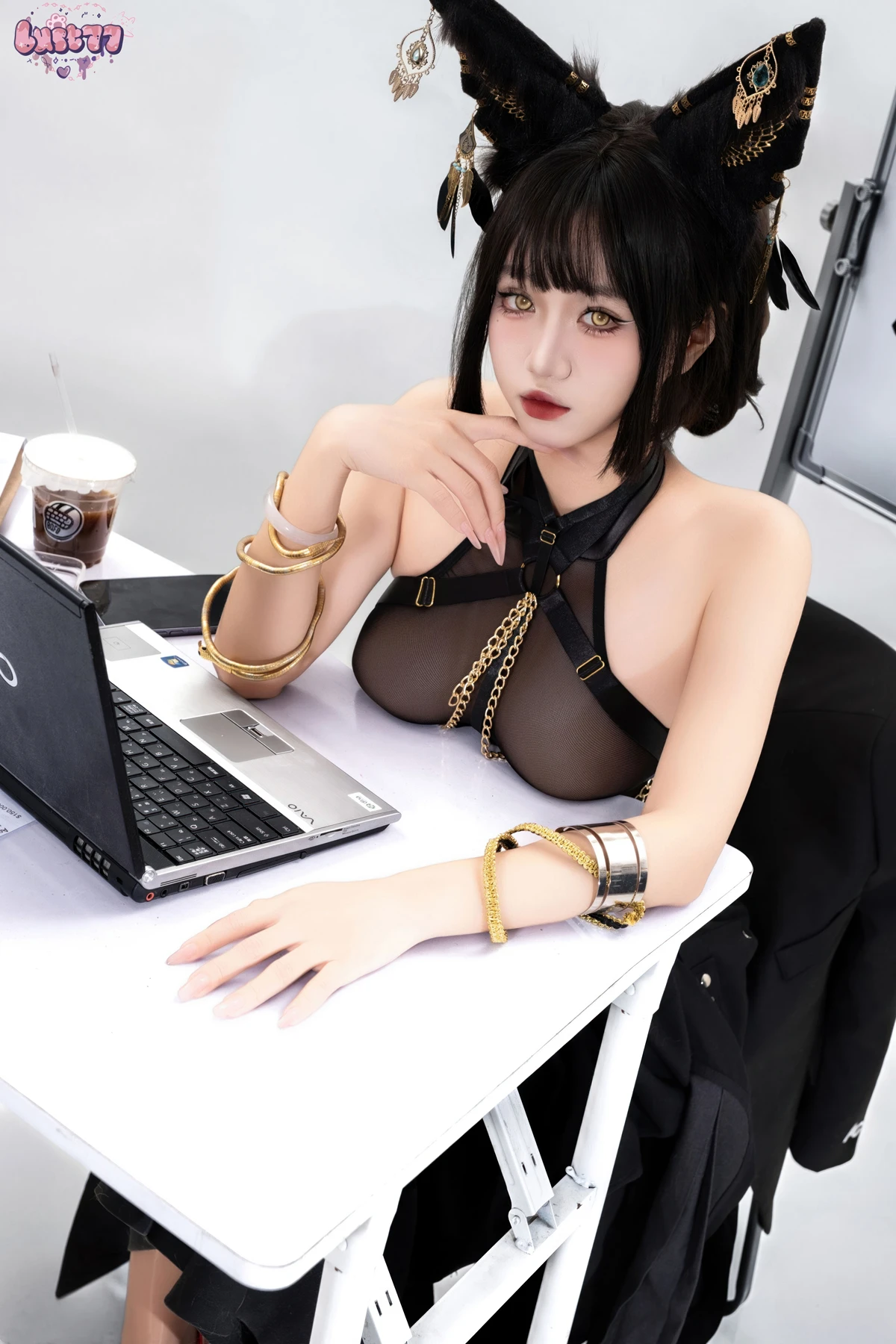 Cosplay 柒柒要乖哦 – 黑·阿努比斯 Set.01