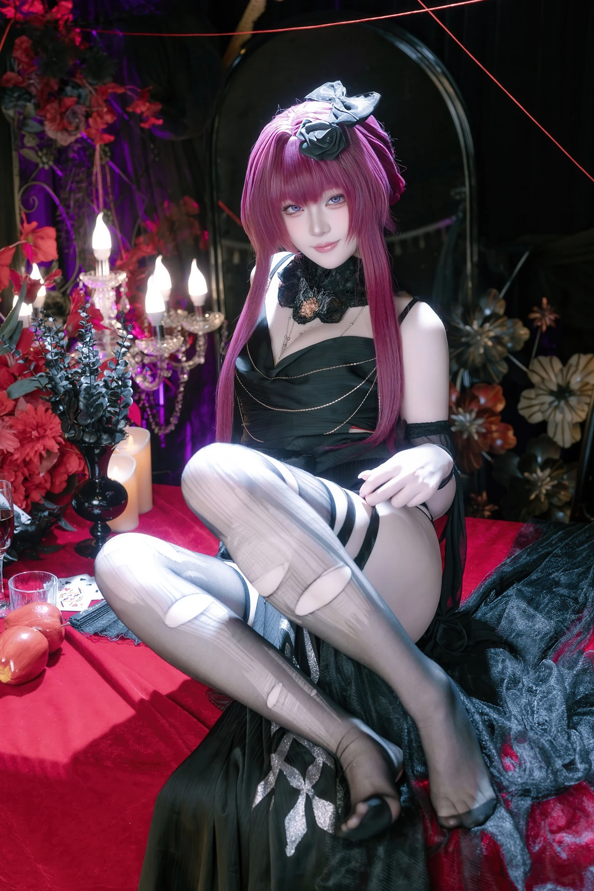 Cosplay 屿鱼 – 崩坏 星穹铁道 卡芙卡 缚月之夜