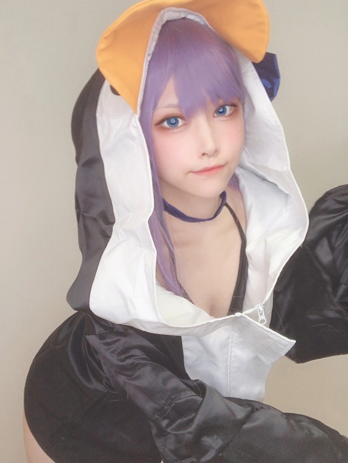 えい梨 美しいコスプレ＆水着グラビア画像！