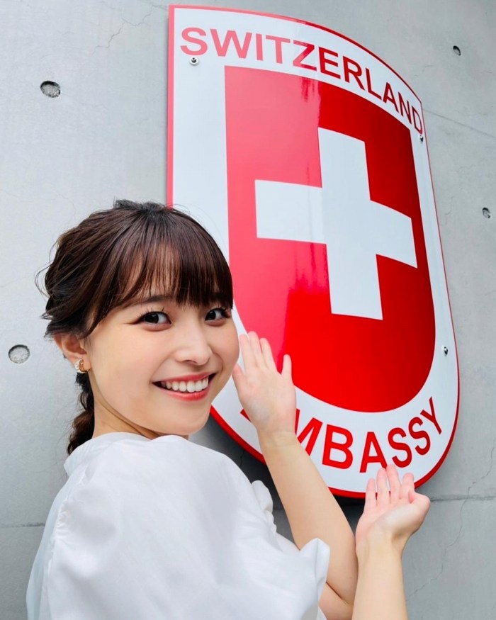 渡邊渚 おっぱいが凄い水着グラビア他画像！