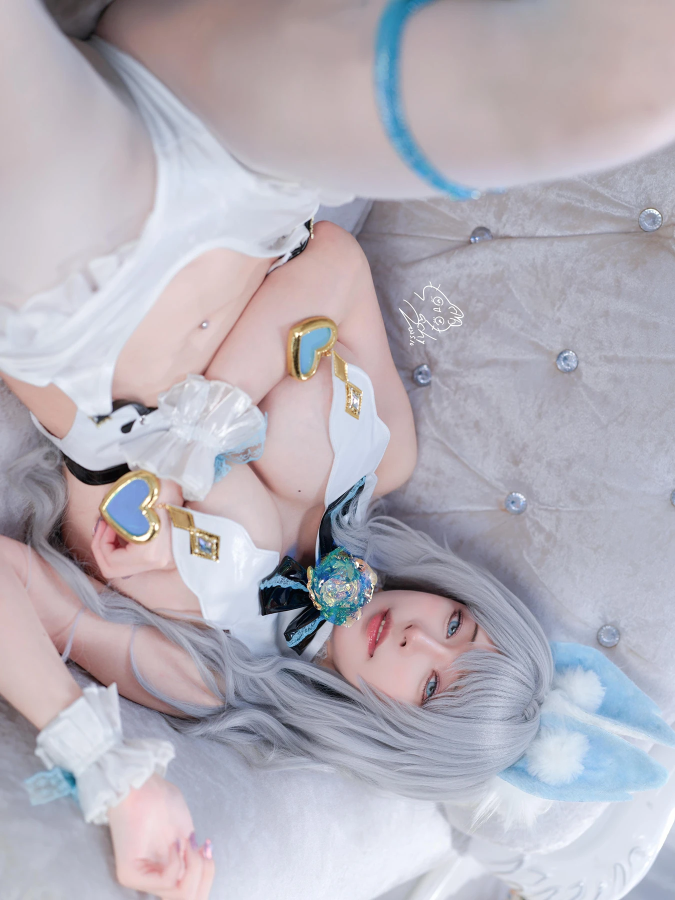 Cosplay Machi馬吉 – White Rabbit