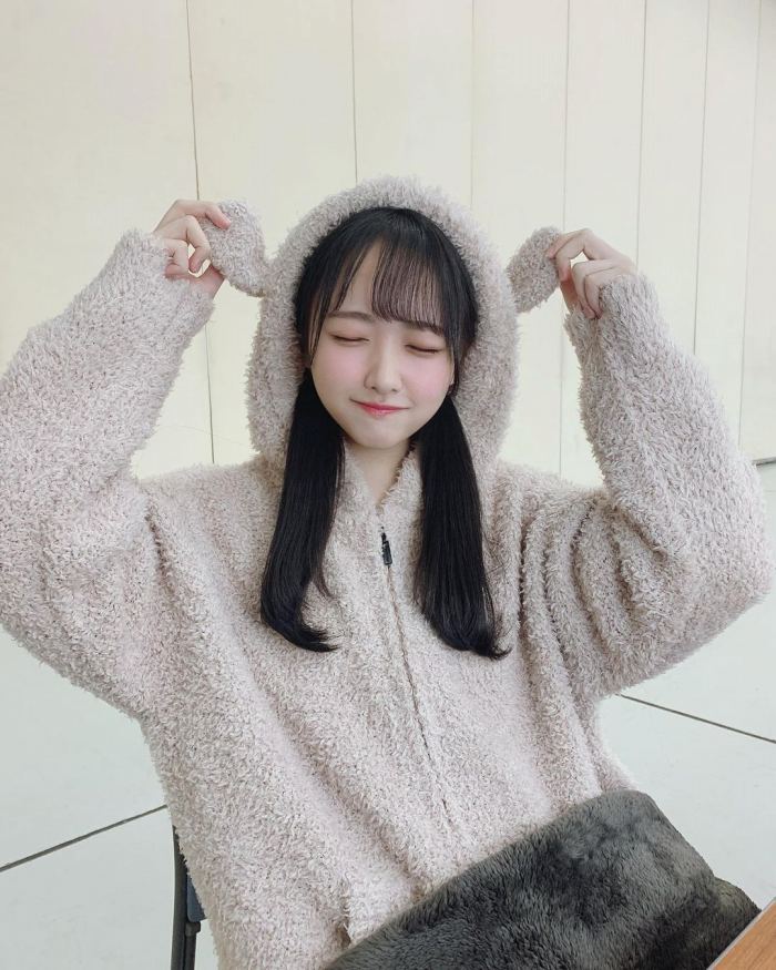 石田千穂 めちゃかわな水着グラビア画像！！